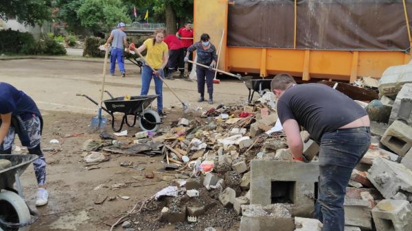 Inondations en Belgique: depuis Trith, la solidarité joue à saute-frontière