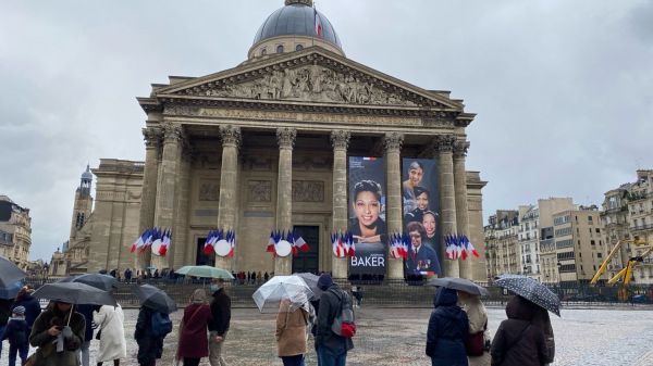 "Elle a œuvré pour rassembler les gens, c'est beau" : des milliers de visiteurs rendent hommage à Joséphine Baker au Panthéon
