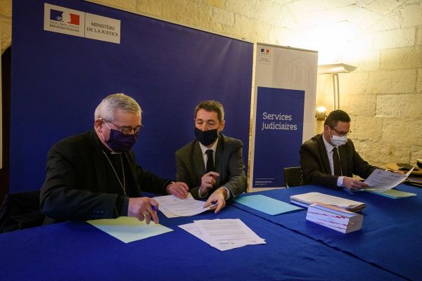 En Charente-Maritime, un protocole pour mieux signaler les actes pédophiles dans l'Eglise