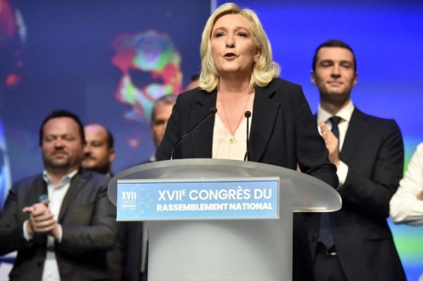 Campagne électorale : Marine Le Pen a pu obtenir un prêt de 10,6 millions d'euros d'une banque européenne pour le Rassemblement National