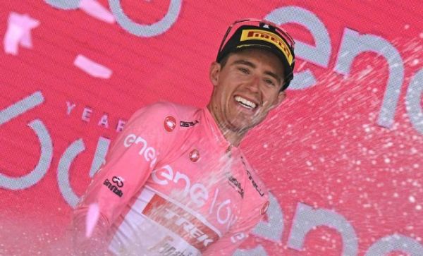 Tour d'Italie : Lopez, la vie en "Rose" : "Je profite de chaque jour" #Giro105 #Lopez #Giro #Bouwman #Dumoulin #UCIWT