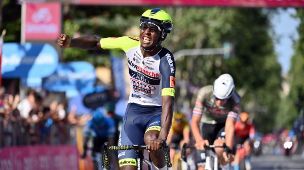 Tour d'Italie: avec l'Érythréen Biniam Girmay, l'histoire s'écrit au sprint