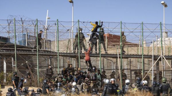 Cinq personnes meurent lors d'une tentative d'entrée dans l'enclave espagnole de Melilla