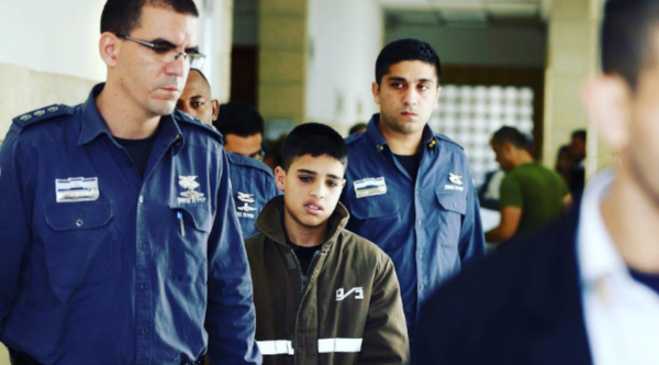 Amnesty appelle à mettre fin à l'isolement de l'enfant prisonnier palestinien Ahmad Manasra