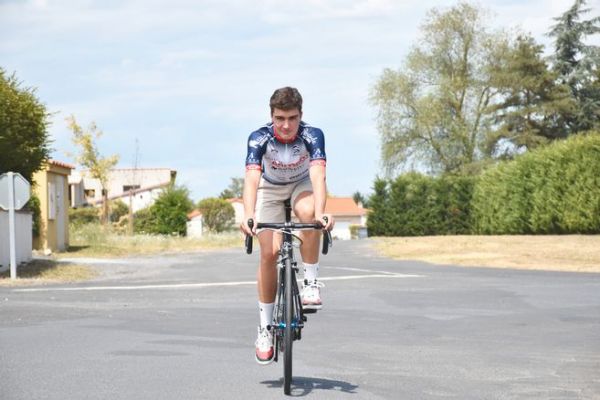 Qui est Camille Charret, prometteur cycliste de Vieille-Brioude (Haute-Loire) ?