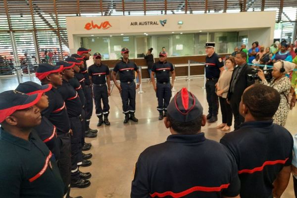 Les sapeurs-pompiers de Mayotte appelés en renfort dans la lutte contre les incendies dans l'hexagone