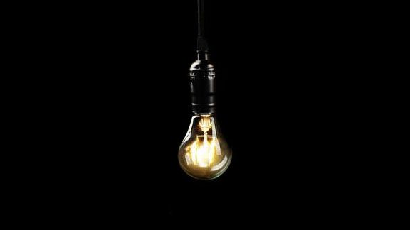 EXCLU VIDEO : La SUISSE annonce déjà des coupures d’électricité