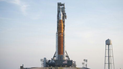La nouvelle fusée de la Nasa en place pour son décollage vers la Lune dans 12 jours