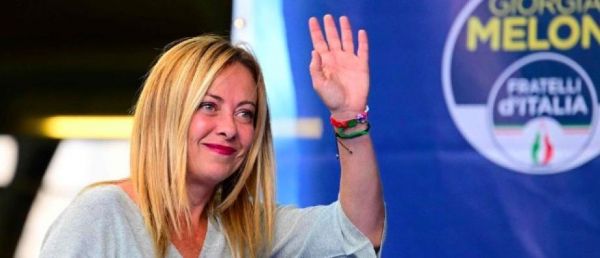 Giorgia Meloni élue en Italie est-elle post-fasciste et qu'est-ce que cela veut dire vraiment ? Revoir les explications dans "Morandini Live" sur CNews - VIDEO