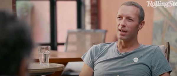 Le chanteur Chris Martin atteint d'une grave infection pulmonaire - Le groupe Coldplay contraint d'annuler une série de concerts au Brésil