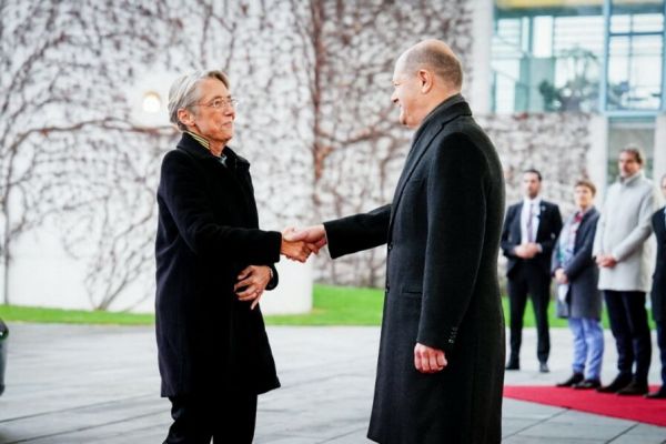 Paris et Berlin signent un accord de soutien mutuel sur l'énergie pour afficher leur union