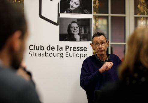 Cécile Kohler : la Française, retenue en Iran, a pu rencontrer l'ambassadeur de France