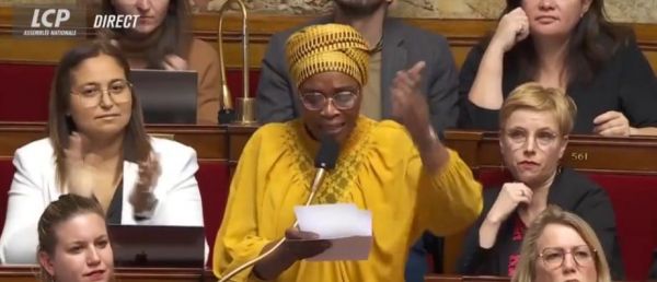 Réforme des retraites - Regardez la grosse colère de la député LFI et ancienne femme de ménages, Rachel Kéké, à l'Assemblée : "Vous n'avez pas le droit de mettre à genoux les gens qui [...]