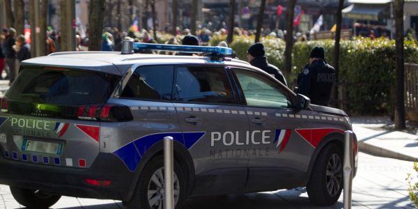 Policiers violemment agressés à Toulon : deux hommes mis en examen