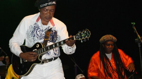 RDC: disparition de Lokassa Ya Mbongo, le maestro de la guitare