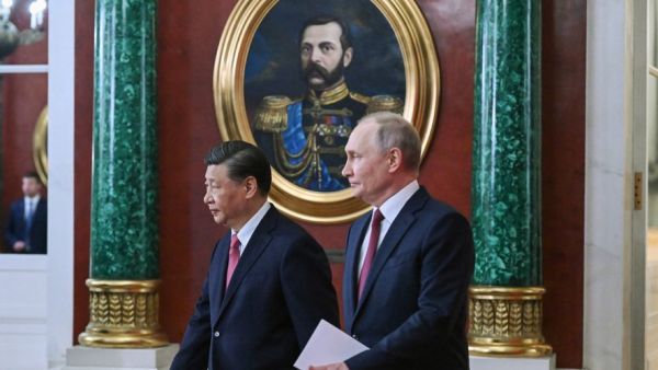 Guerre en Ukraine: Vladimir Poutine se dit disposé à s'appuyer sur le plan de paix chinois pour mettre fin au conflit