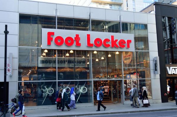 Foot Locker va fermer 400 magasins d'ici trois ans