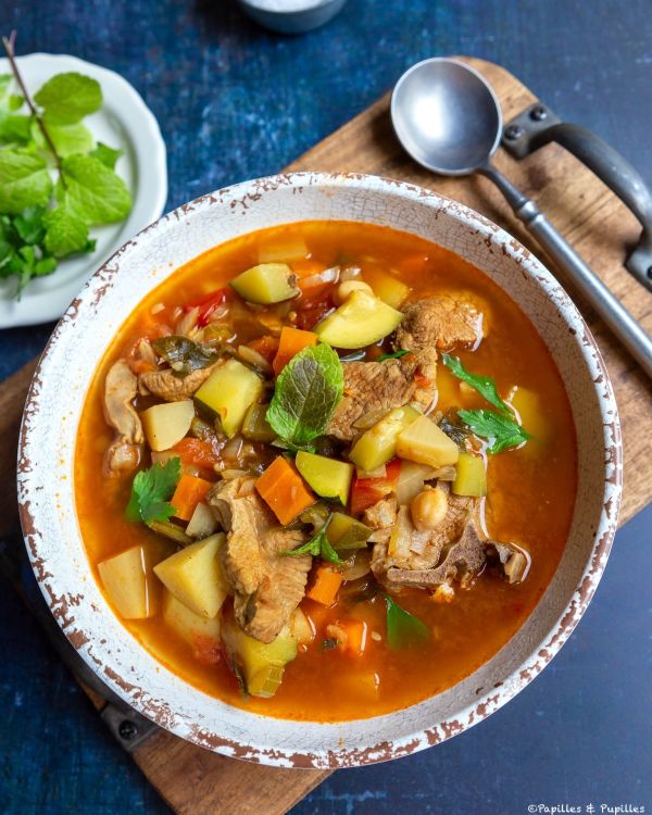 Chorba algérienne : une soupe savoureuse et réconfortante