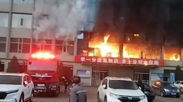 Chine: au moins 11 morts et 51 hospitalisés après l'incendie d'un immeuble