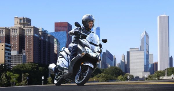 Moto. Suzuki revient dans l'univers du scooter 125 avec 3 machines
