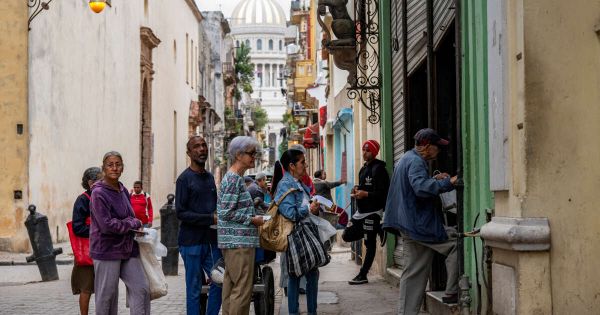 Pénuries : à Cuba,on préfère investir dans des hôtels plutôt que dans l'agriculture