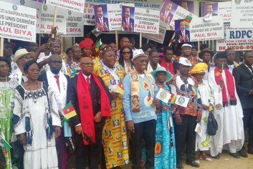 CAMEROUN- rassemblement des partis politiques favorables à la candidature de Paul Biya en 2025