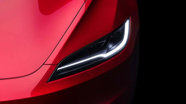 Tesla améliore sa fonctionnalité Autopark