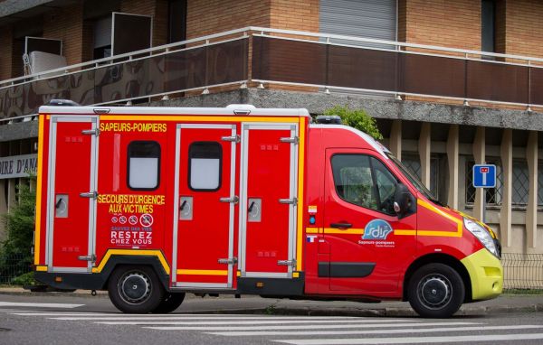 Haute-Garonne : La voiture électrique s'embrase après l'accident, sa conductrice décède