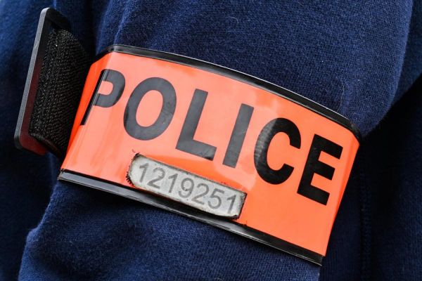 Paris : le corps d'un homme repêché dans le canal Saint-Martin, deux clandestins interpellés