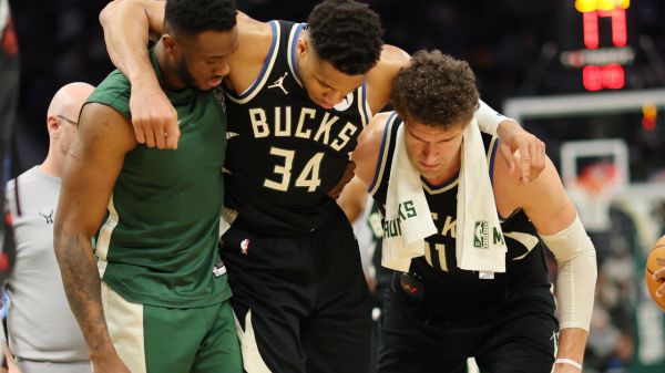 NBA: les Bucks font tomber les Celtics, mais perdent Antetokounmpo