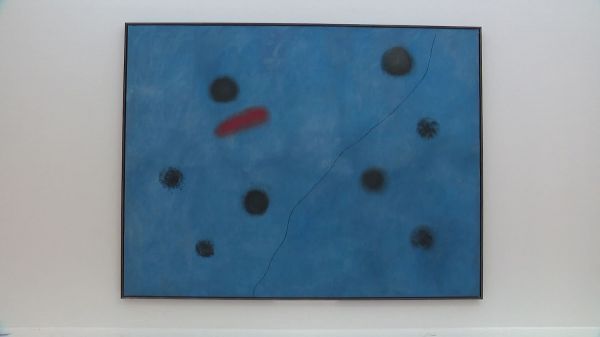 Le célèbre triptyque des "Bleu" de Joan Miró prêté exceptionnellement par le Centre Pompidou au musée de Grenoble