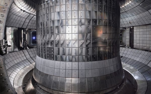 Ce réacteur nucléaire a atteint la température de presque 20 000 soleils, voici pourquoi c'est une révolution