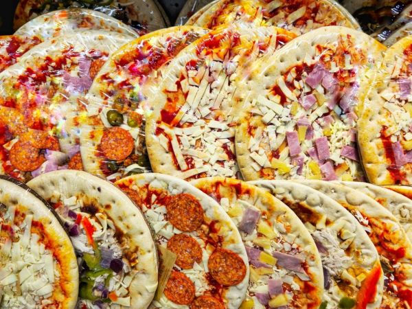 Plusieurs pizzas rappelées dans toute la France pour une présence "possible" de débris de verre