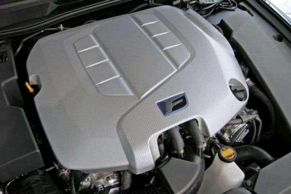 Toyota - Le premier moteur à combustion non polluant : 440 ch !
