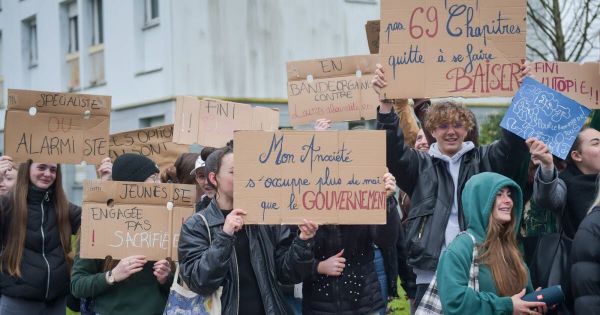 Vosges. Remiremont : les lycéens de Malraux, « engagés, pas sacrifiés », manifestent à l'approche du baccalauréat