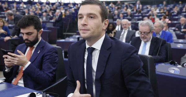Désinfox. Jordan Bardella a-t-il vraiment l'un des « meilleurs taux de présence » du Parlement européen ?