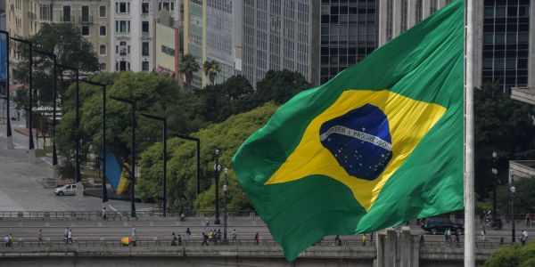 Brésil : une femme tente d'obtenir un prêt en amenant un homme décédé