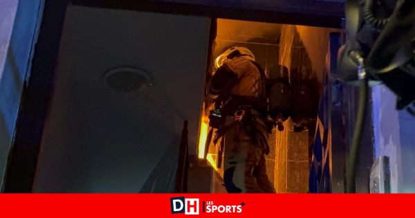 Incendie cette nuit dans une maison de Schaerbeek : sept personnes intoxiquées (PHOTOS ET VIDEO)