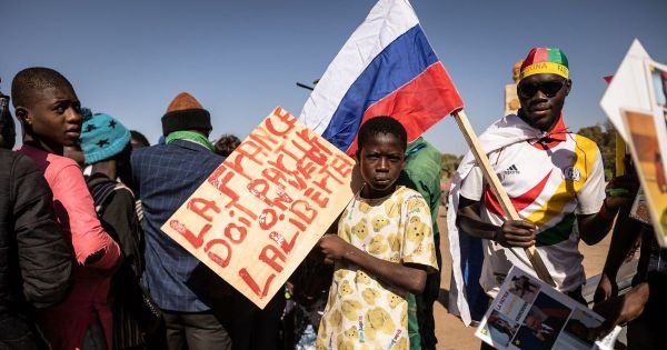 Burkina Faso : trois diplomates français expulsés pour "activités subversives"