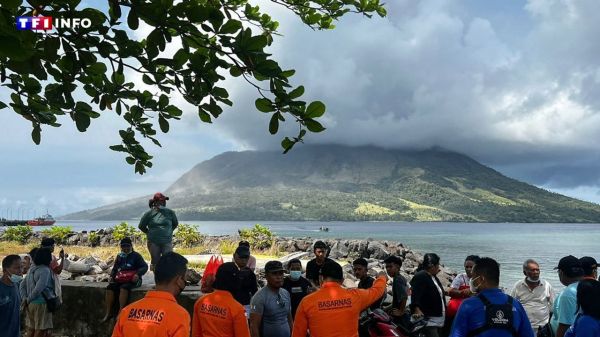 Risque de tsunami après l'éruption d'un volcan en Indonésie : des milliers d'habitants évacués | TF1 INFO