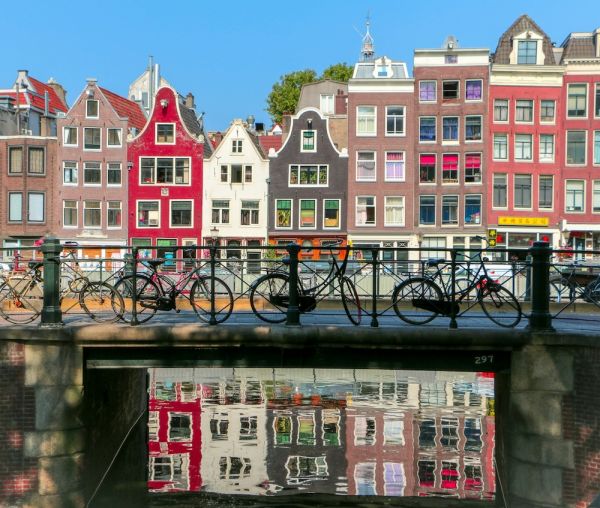 Surtourisme : Amsterdam « dit non aux nouveaux hôtels »