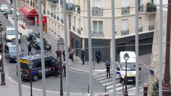 Paris : un homme retranché dans le consulat d'Iran, une intervention policière en cours