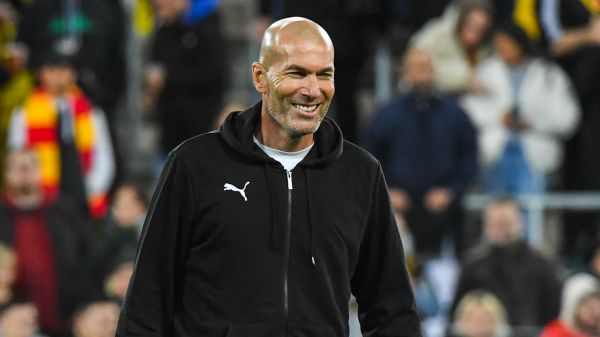 "Cela a failli se faire": De Tavernost assure que Bordeaux a bien failli avoir Zidane comme entraîneur et donne la date