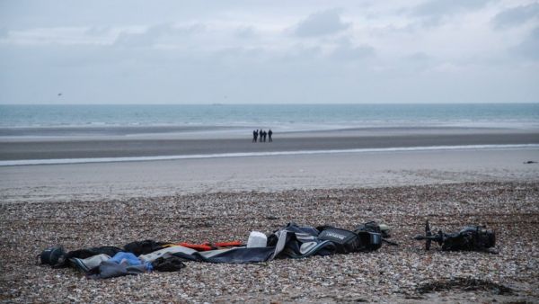 Drame dans la Manche: Au moins cinq personnes, dont un enfant, sont mortes en tentant de rejoindre l'Angleterre