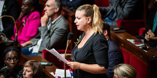 La cheffe des députés LFI Mathilde Panot annonce être convoquée par la police pour «apologie du terrorisme»