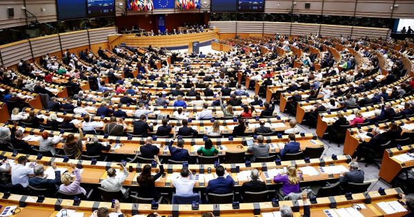 Règles budgétaires de l'UE : les eurodéputés valident la réforme
