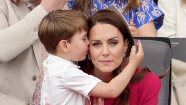 Avec un peu de retard, Kate Middleton dévoile une photo inédite du prince Louis pour son anniversaire