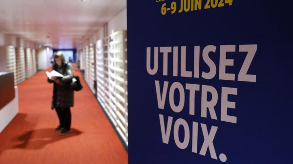 Européennes 2024: les partis français tentent de mobiliser les électeurs