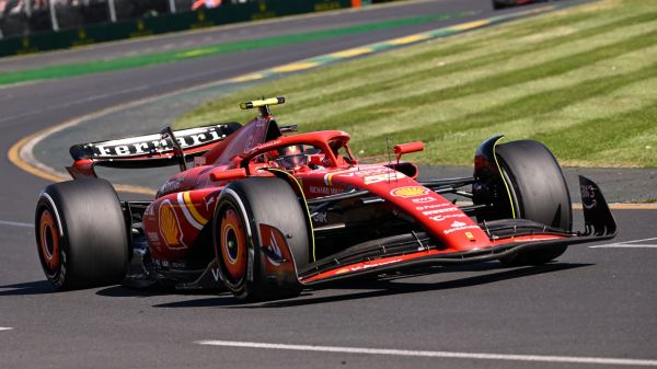 F1: Ferrari abandonne sa légendaire couleur rouge (mais pas pour longtemps)
