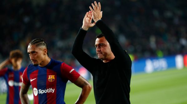 Xavi change d'avis et reste avec le Barça